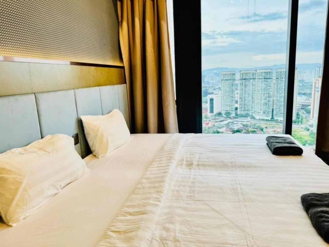 Star Residence Klcc By Sky Pool Kuala Lumpur Esterno foto