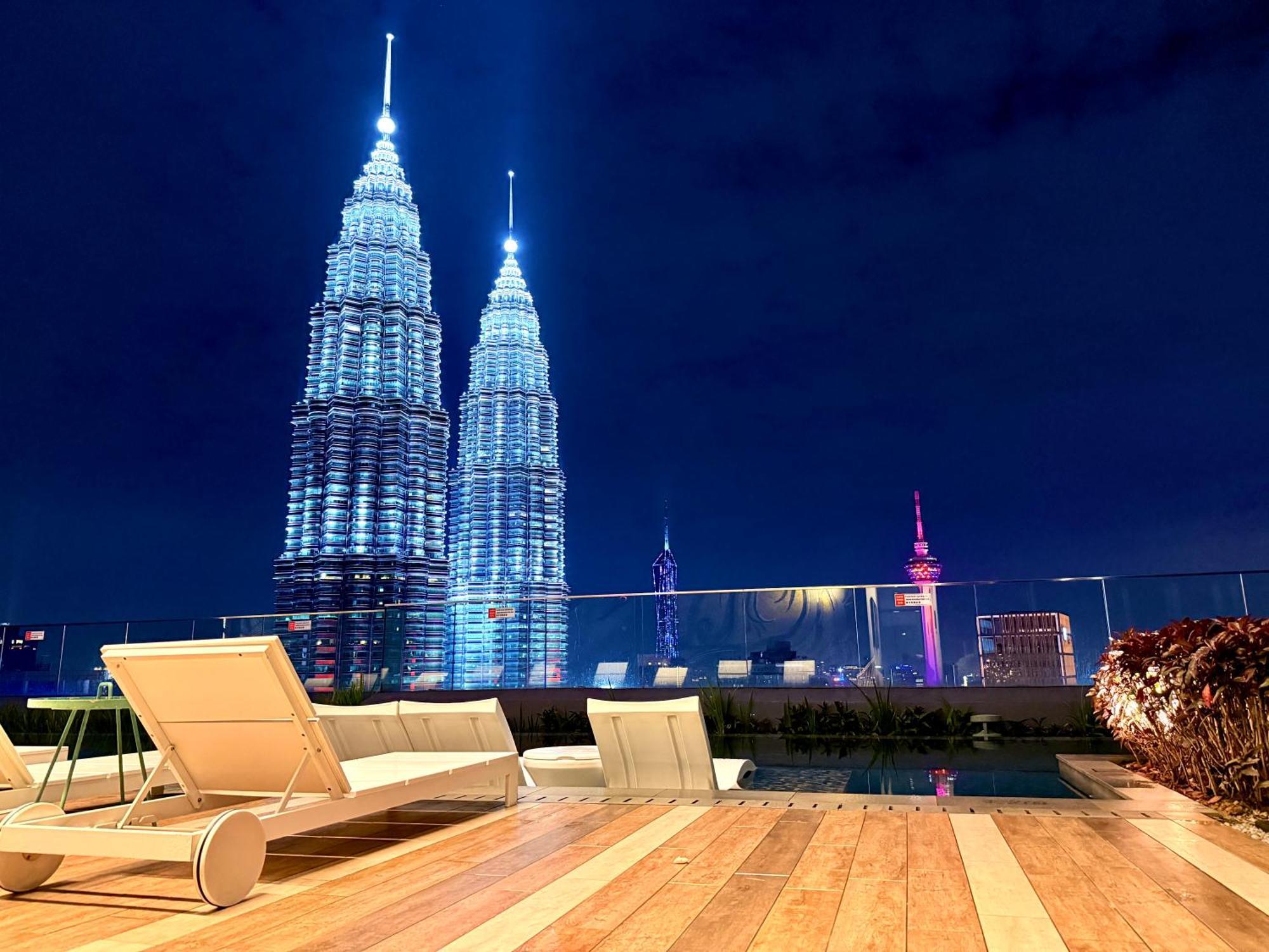 Star Residence Klcc By Sky Pool Kuala Lumpur Esterno foto
